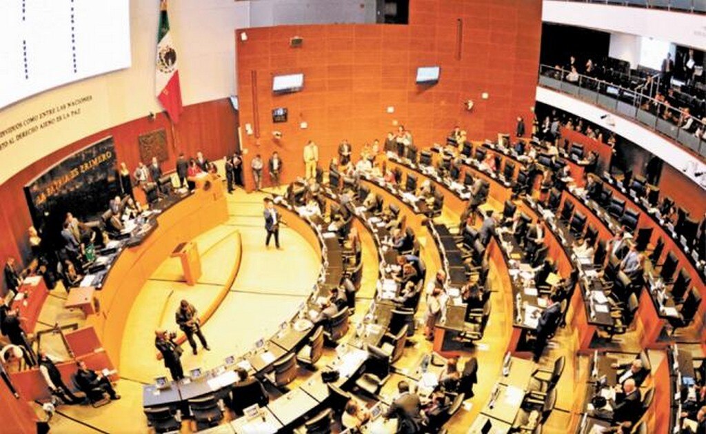 Senadores del PAN y del PRI adelantaron que presentarán acciones de inconstitucionalidad ante la Suprema Corte de Justicia de la Nación, por considerar que la figura de los “su p e rdelegado s” atenta contra el federalismo (ESPECIAL)
