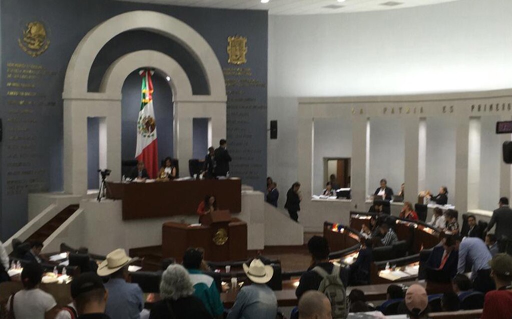 Piden diputados a órgano ciudadano “fantasma” evaluarlos