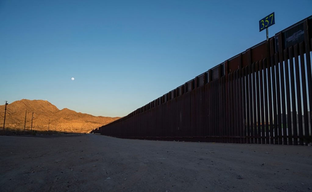 Autoriza Pentágono mil mdd para muro con México