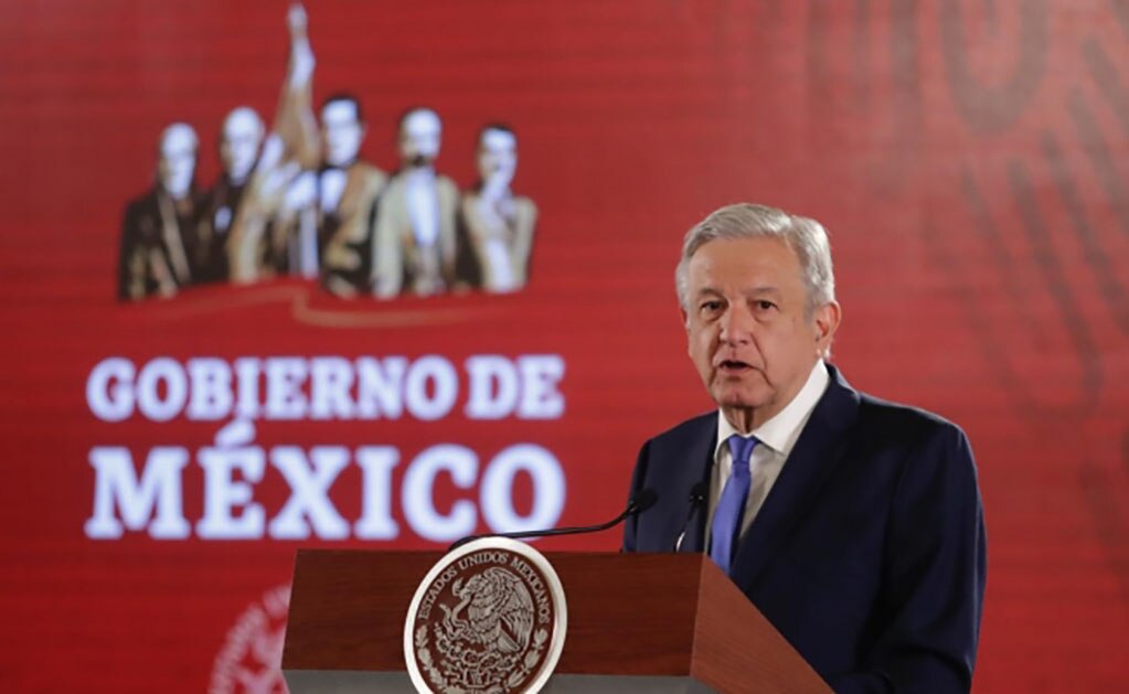 Titular de la CRE viene del viejo régimen: López Obrador