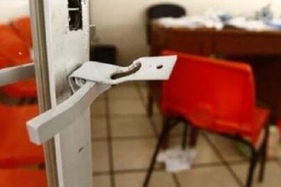 Durante periodo vacacional, roban dos escuelas 