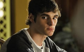 Muere RJ Mitte, actor de la serie "Breaking Bad", a los 34 años; se habría quitado la vida