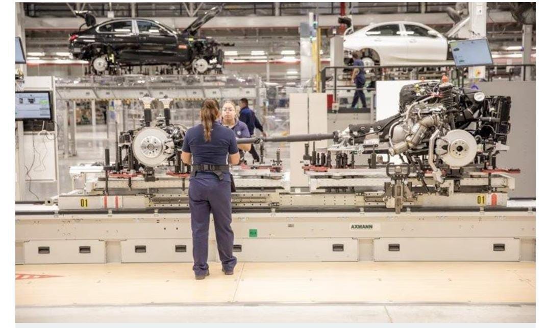 ¿Me pagan el triple si trabajo el 1 de octubre? Así puedes calcular tu salario