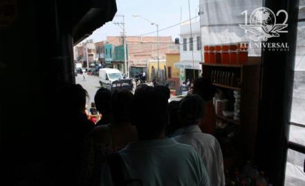 Ejecutan a hombre cerca del mercado República