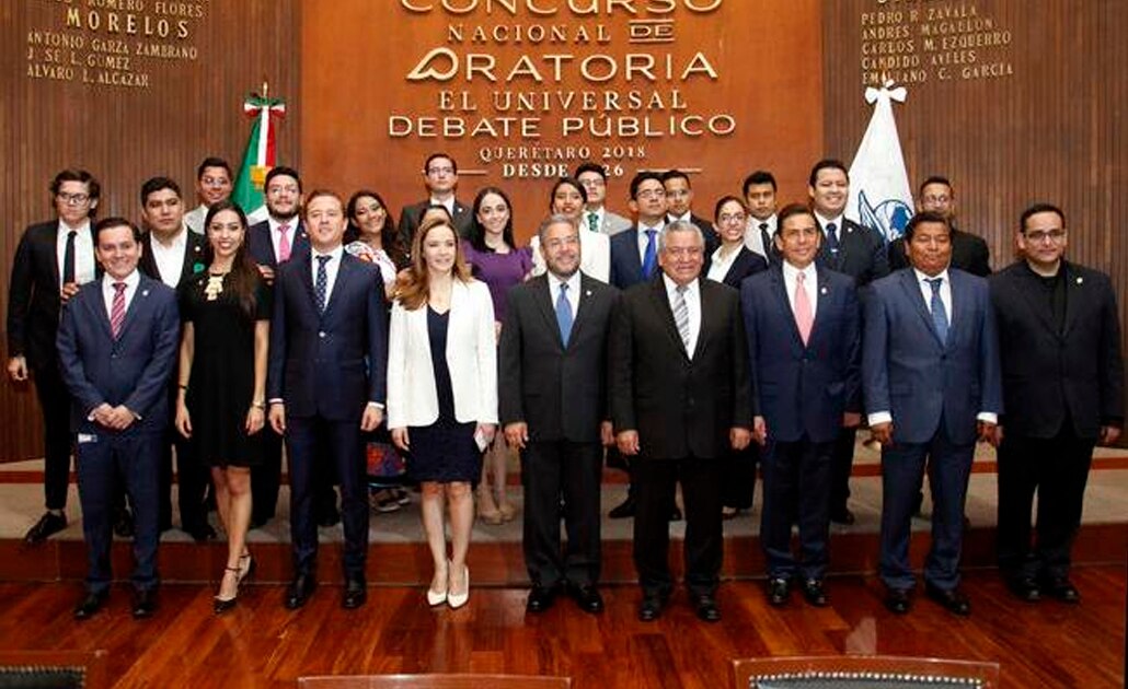 Jóvenes de 17 estados destacan en final de oratoria