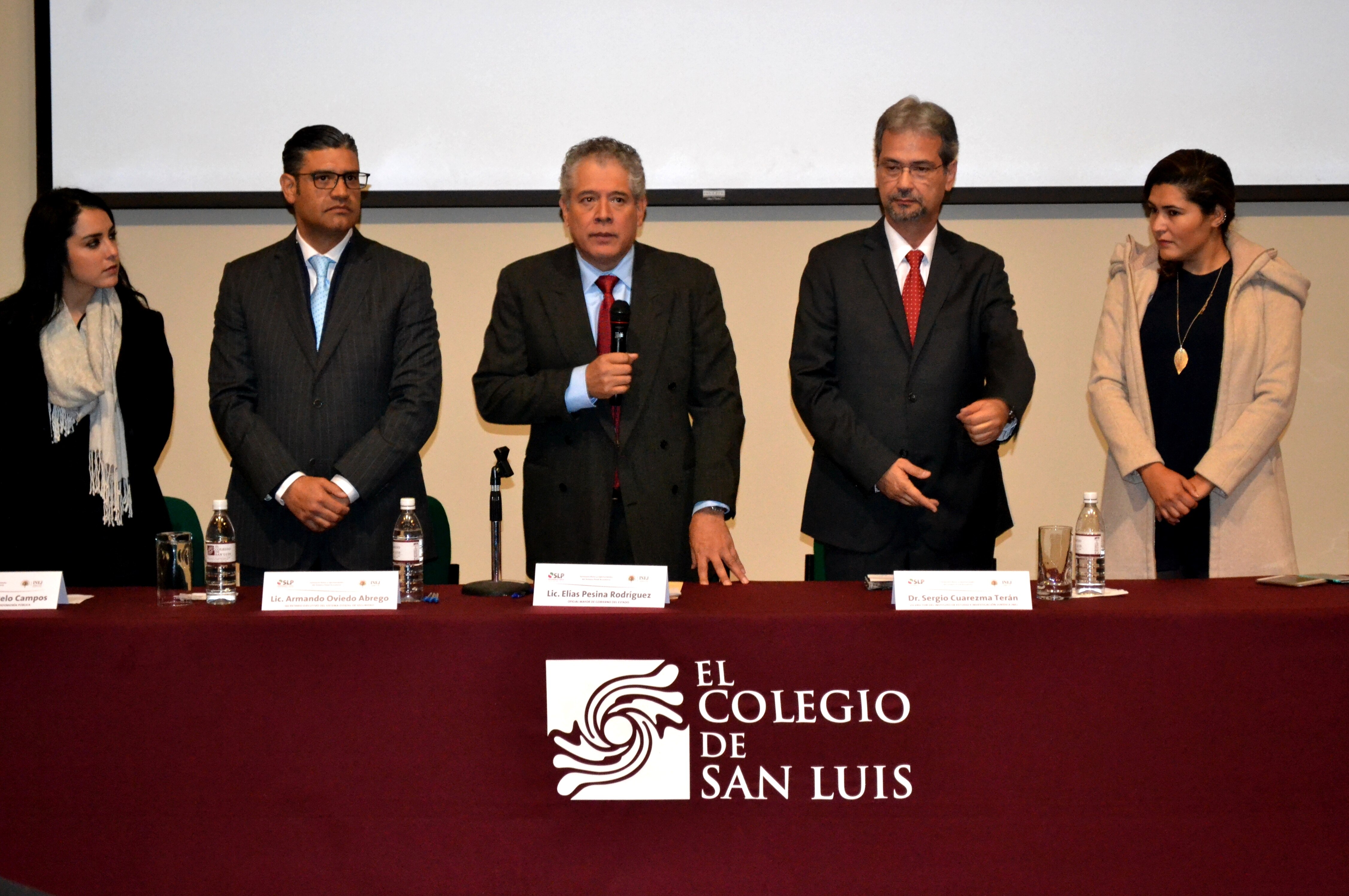 Oficialía Mayor realiza vinculación con universidades