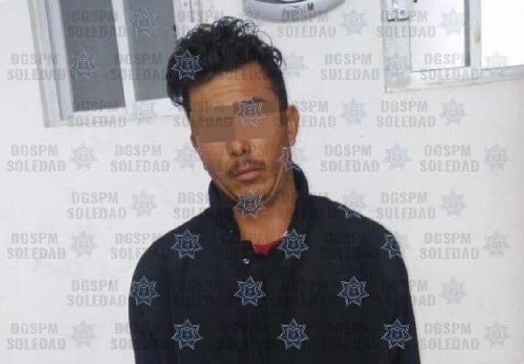 Policías de Soledad evitan linchamiento