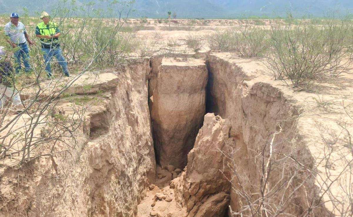 Sorprende a Guadalcázar grieta de medio kilómetro de longitud; geólogos de SLP ya investigan 
