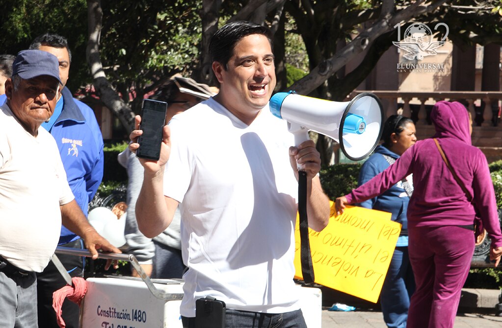 Romero Calzada afirma que mantiene pláticas con Morena