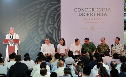 AMLO pide a tabasqueños que ayuden a rescatar al sector energético