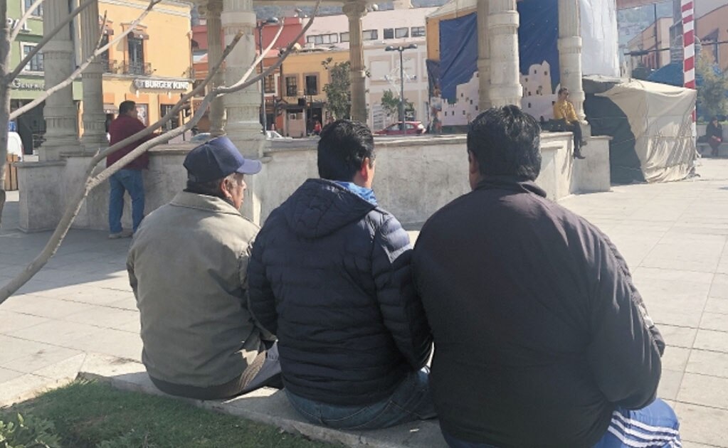 Tres de los policías señalados de tener relación con criminales denuncian que fueron marcados por el gobierno de Felipe Calderón. Fotos: Dinorath Mota