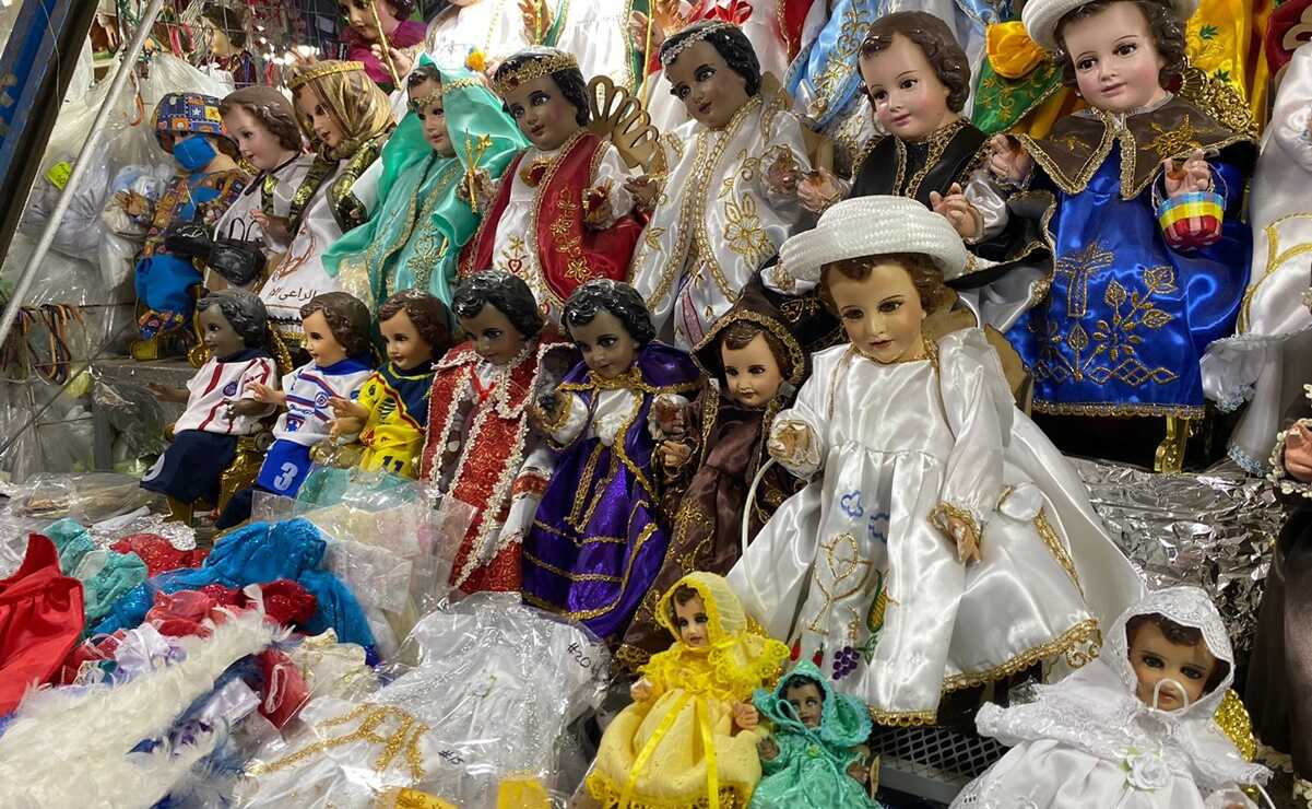 Día de la Candelaria: potosinos engalanan al niño Dios con trajes de diferentes significados