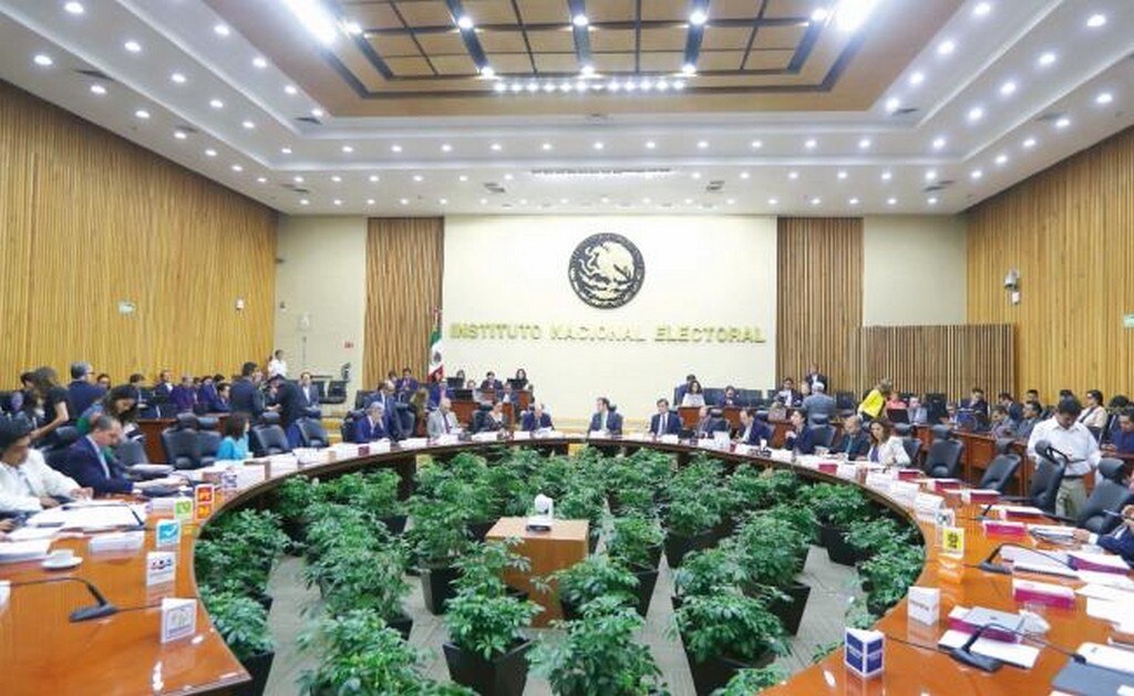 Entre las modificaciones más importantes a las reglas del debate, el INE destaca un aumento en el tiempo para respuestas de los candidatos. (ARCHIVO EL UNIVERSAL)