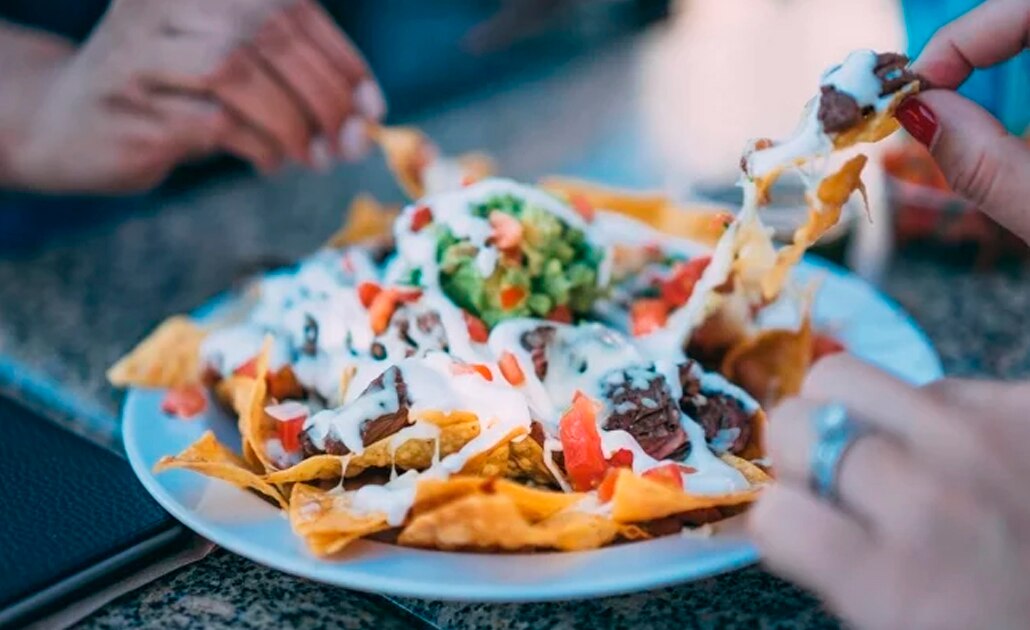 Estos alimentos son los más consumidos durante el Super Bowl