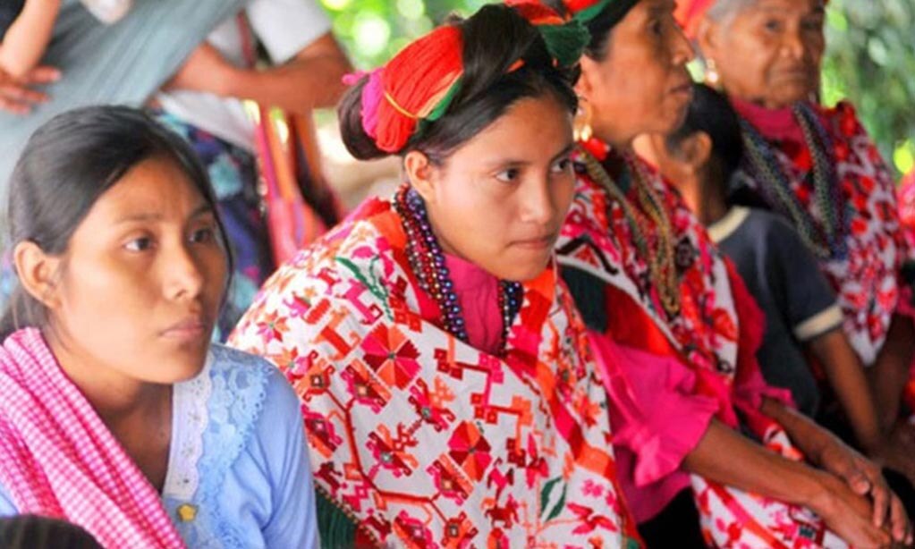 Buscan traducir Constitución al náhuatl