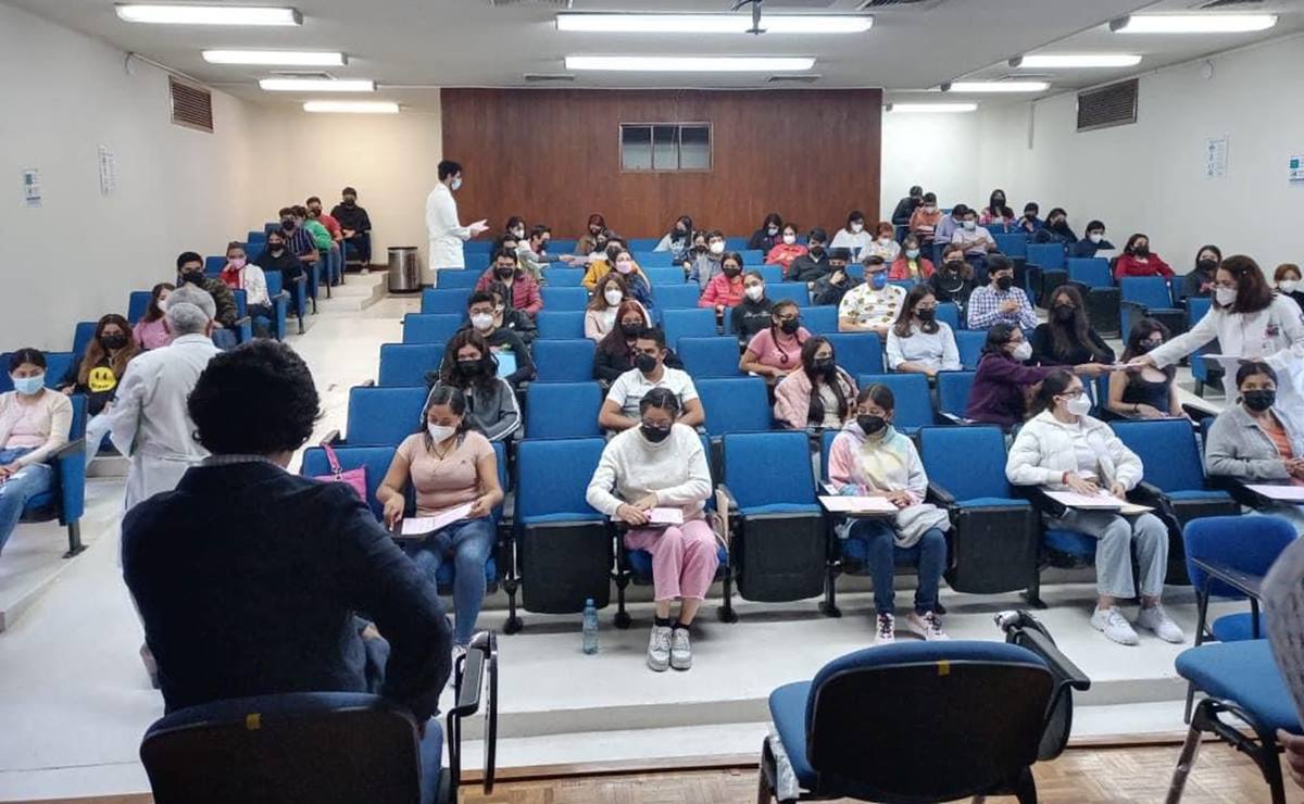 Para este ciclo escolar 2024 la Universidad Autónoma de San Luis Potosí, informó si volverá el uso de mascarilla en las instalaciones. Foto: UASLP