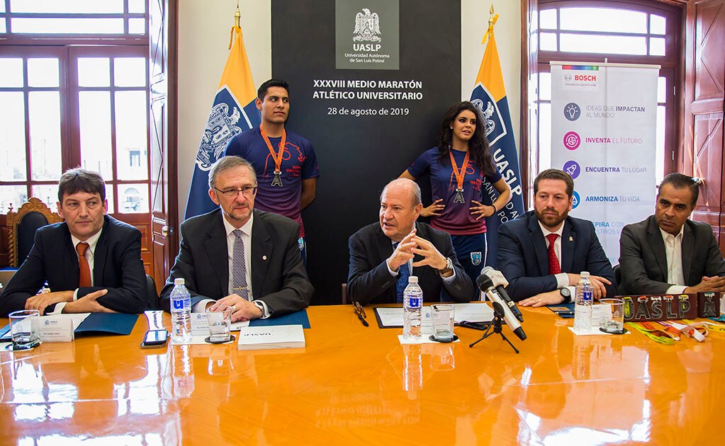 Presentan edición XXXVIII del Medio Maratón Atlético Universitario