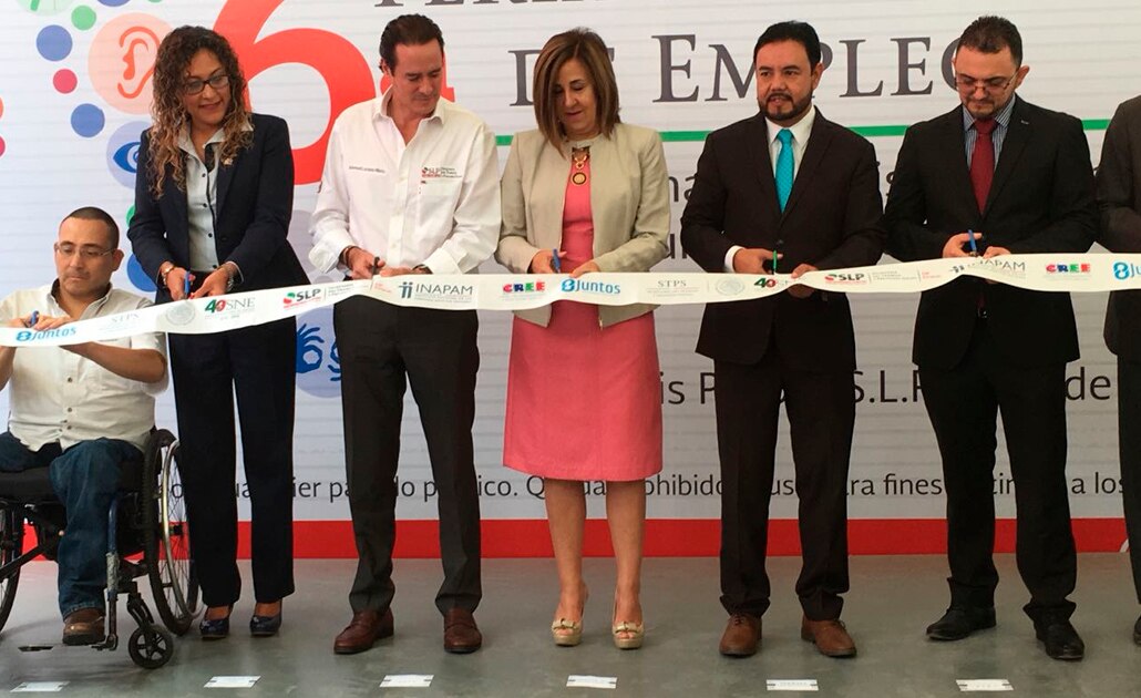 Celebran feria del empleo para personas con discapacidad