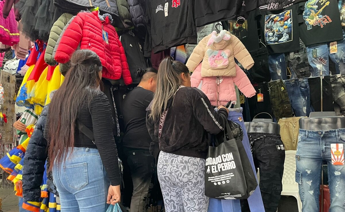 Ropa y Calzado en SLP. Foto: Humberto Torres