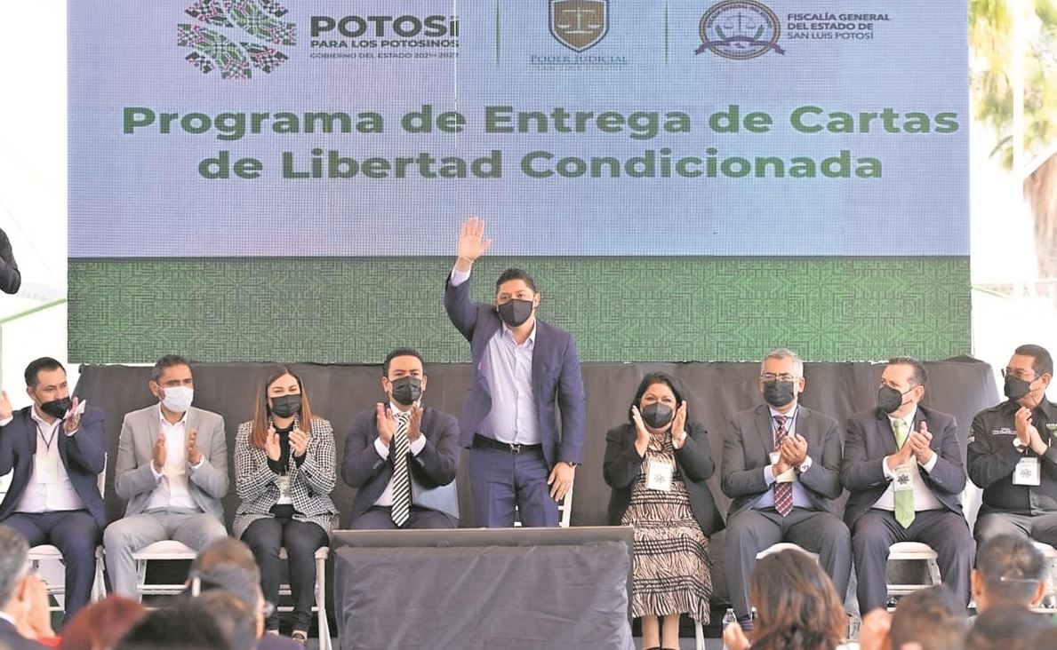 Ricardo Gallardo, gobernador de San Luis Potosí, otorga 111 preliberaciones