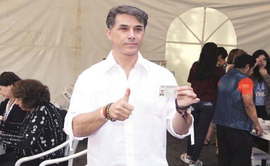  Sueldo de diputado no me alcanza, dice Sergio Mayer