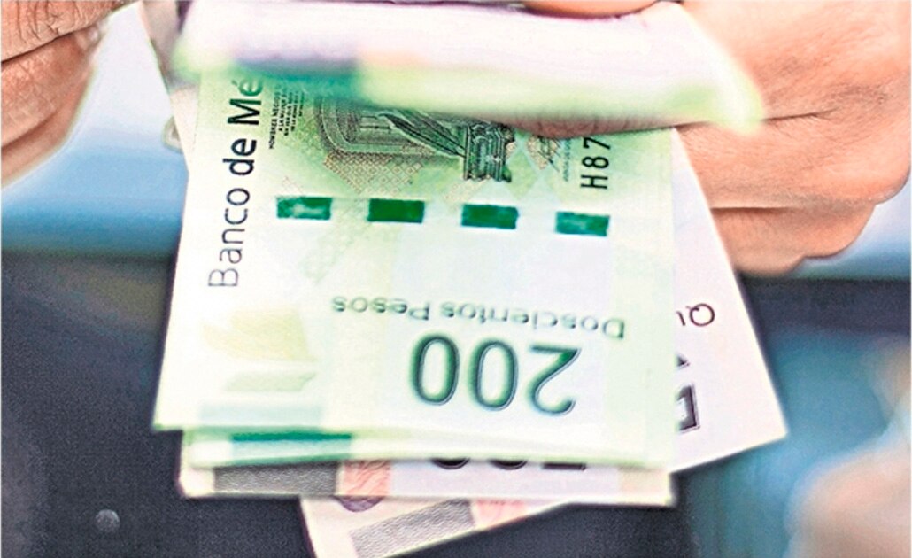 Debilidad de economía mexicana está minando confianza de inversores: Moody's