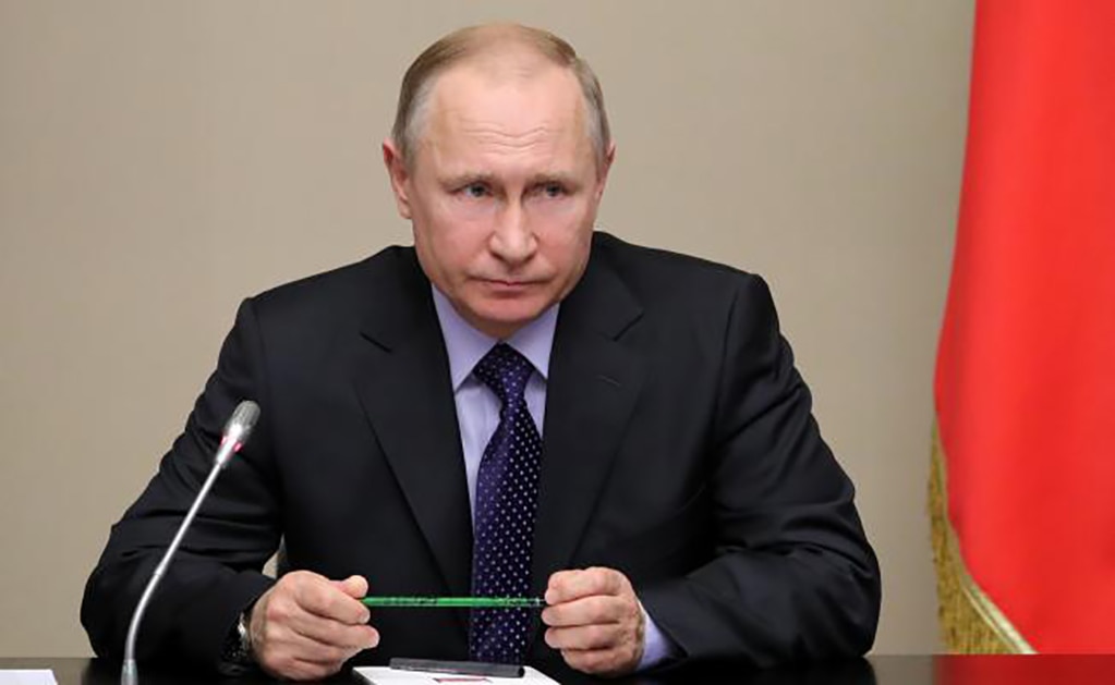 Kremlin niega que Putin hablara con Trump sobre prostitutas rusas