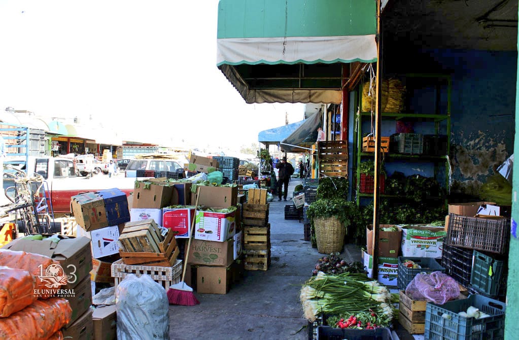 Bajan las ventas 50% en Central de Abastos de SLP, reportan bodegueros. Foto: Especial