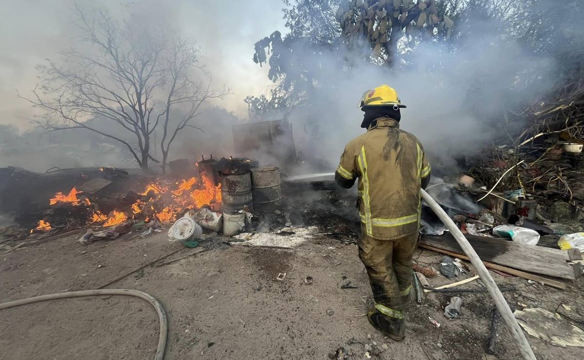 Gobierno abre la posibilidad a incorporar a Bomberos a la administración estatal. Foto: Especial