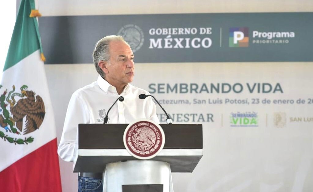 Carreras agradece a AMLO aval para que IP y estados compren vacuna contra Covid