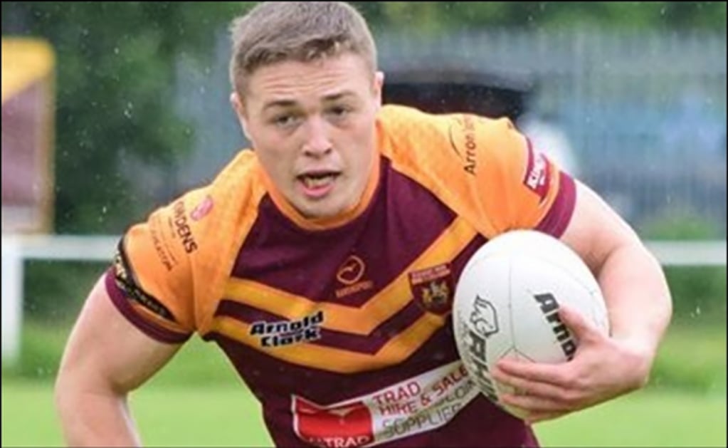 El jugador inglés de rugby Archie Bruce. Foto: Twitter