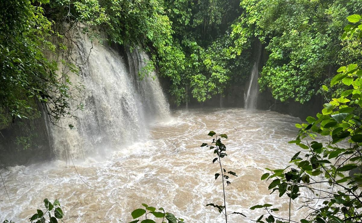 Por lluvias y crecida de ríos, cierran al público parajes de la Huasteca potosina