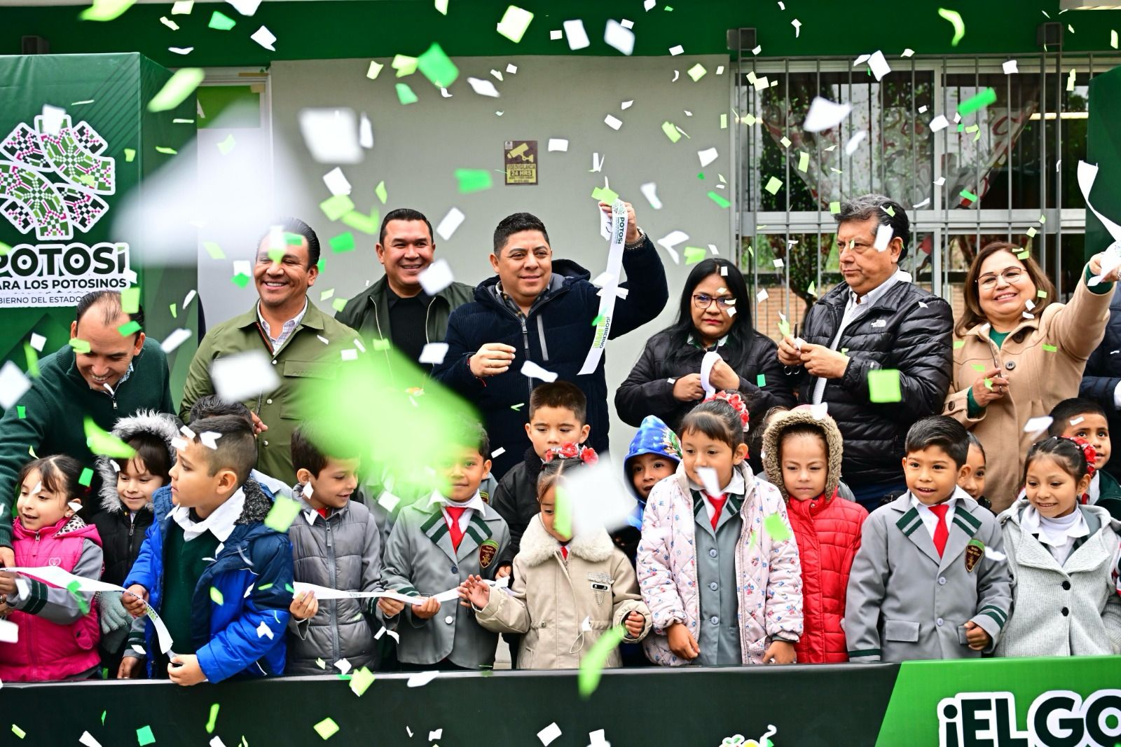 Entrega Ricardo Gallardo nuevas aulas y rehabilitación de escuela en Rioverde 