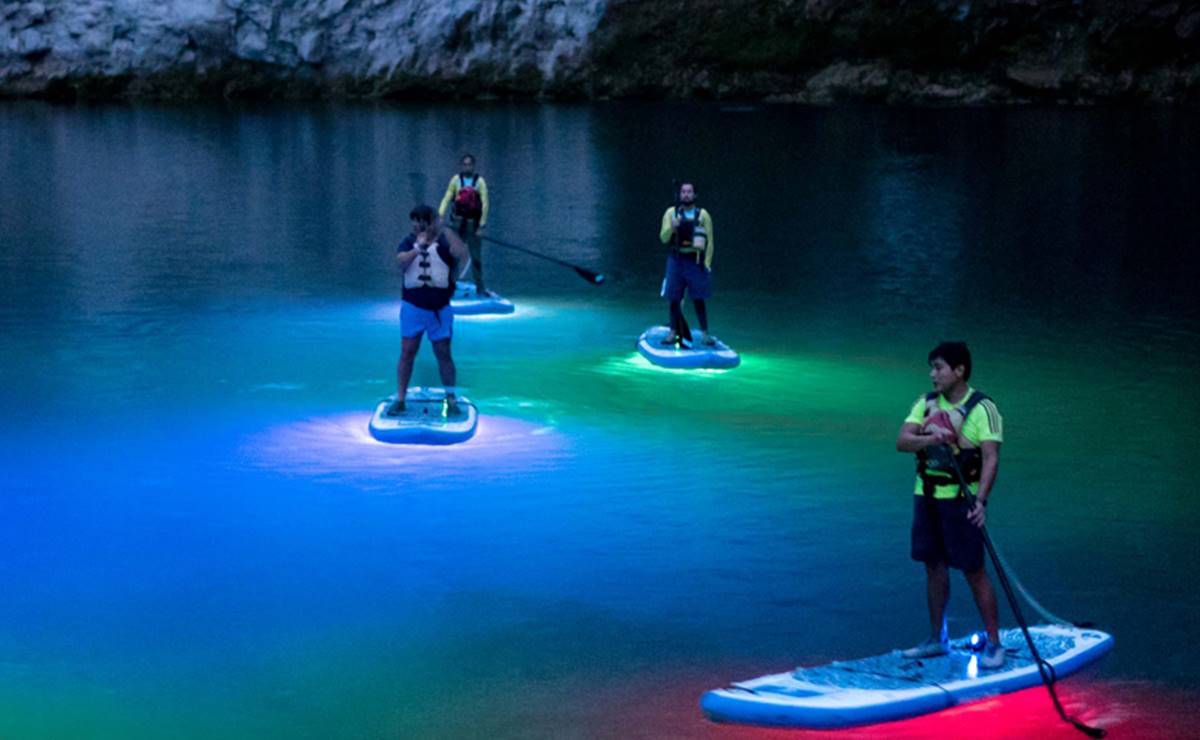 Viajes 2023. Stand Up Paddle luminoso, un atractivo surrealista para disfrutar en la Huasteca Potosina