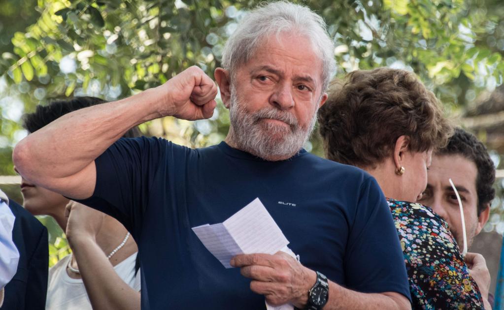 Lula, entre rejas, es nombrado candidato presidencial e intensifica incertidumbre en Brasil