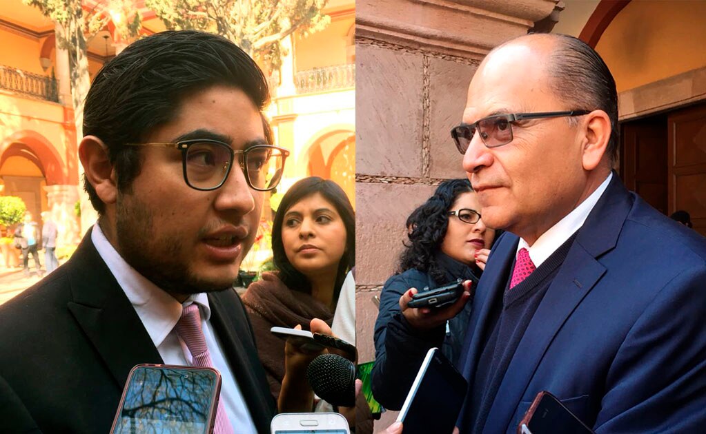 Docentes señalados en Derecho por acoso, siguen en funciones