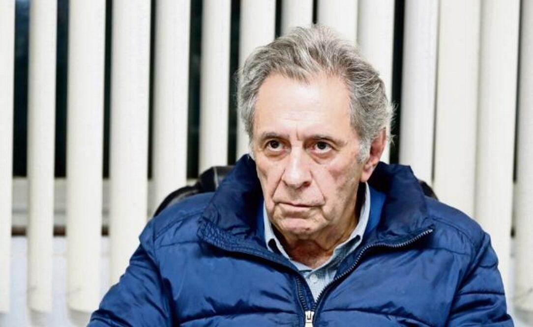 El director de orquesta en un camerino de la Sala Nezahualcóyotl el pasado jueves. (BERENICE FREGOSO. EL UNIVERSAL)