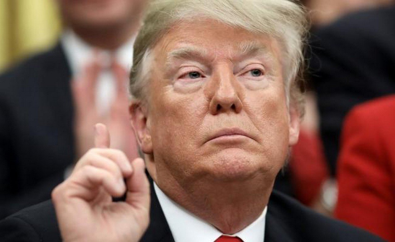 EU paraliza parte de burocracia tras negativa del Congreso a financiar muro de Trump