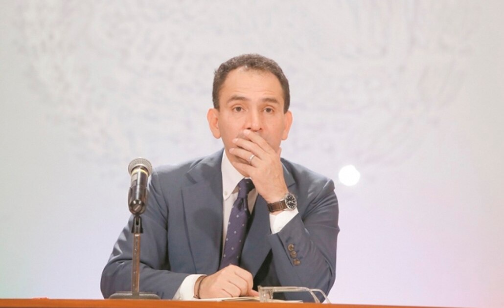 Encomiendan a secretario de Hacienda convencer a partidos de reducir sus prerrogativas