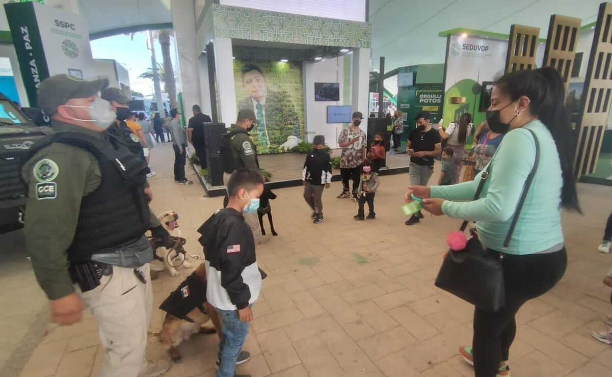 Busca Guardia Civil capacitar a ciudadanos en la Fenapo para prevenir ciberdelitos 