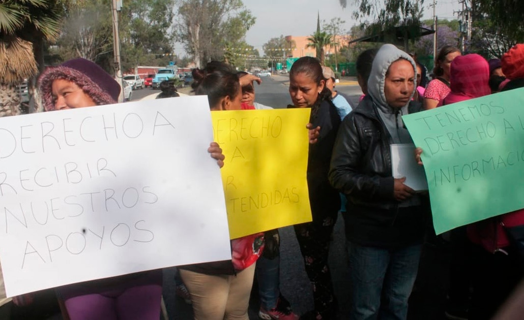 Inconformes se manifiestan por falta de recursos de programas federales