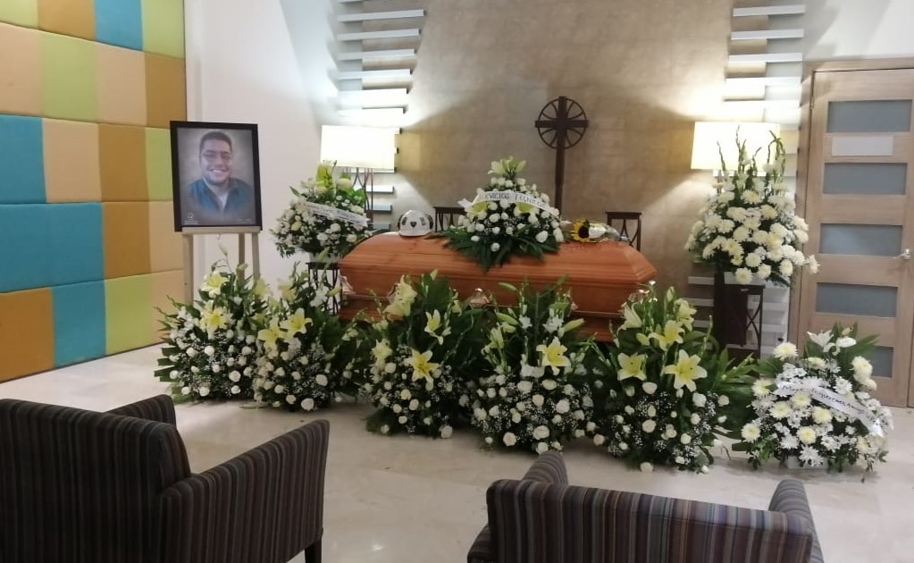 Dan último adiós a Miguel, ingeniero que murió en derrumbe de mina Las Cuevas