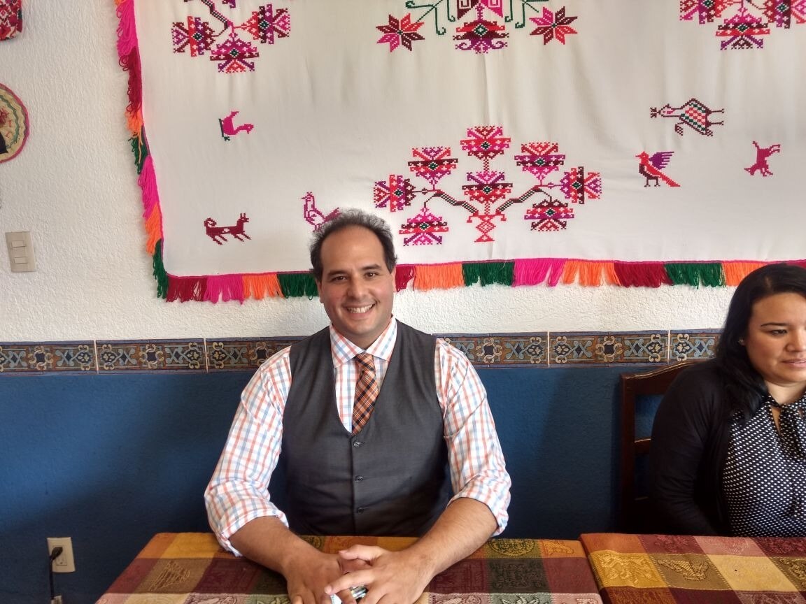 Precandidato independiente logra registro en CD Valles