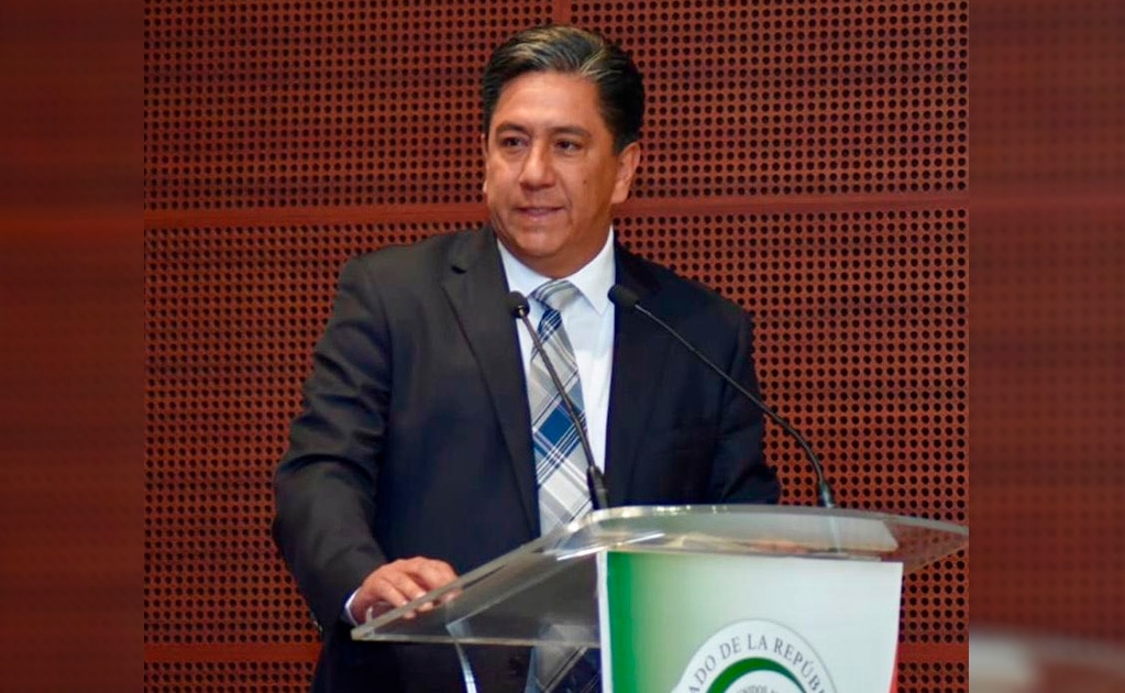 Aspirante a la gubernatura se declara aliado de grupo conservador