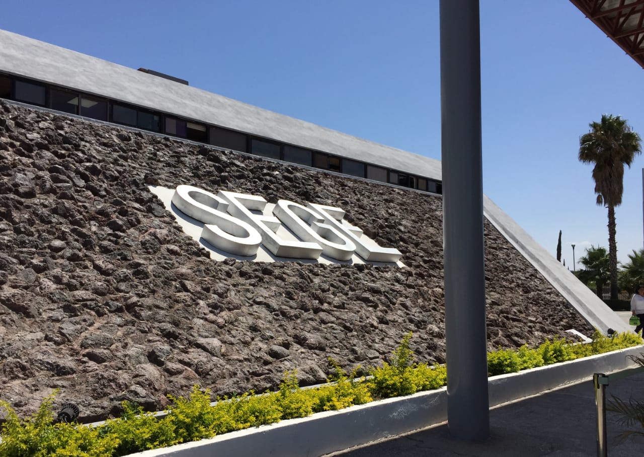 Persisten adeudos en educación, reconoce SEGE