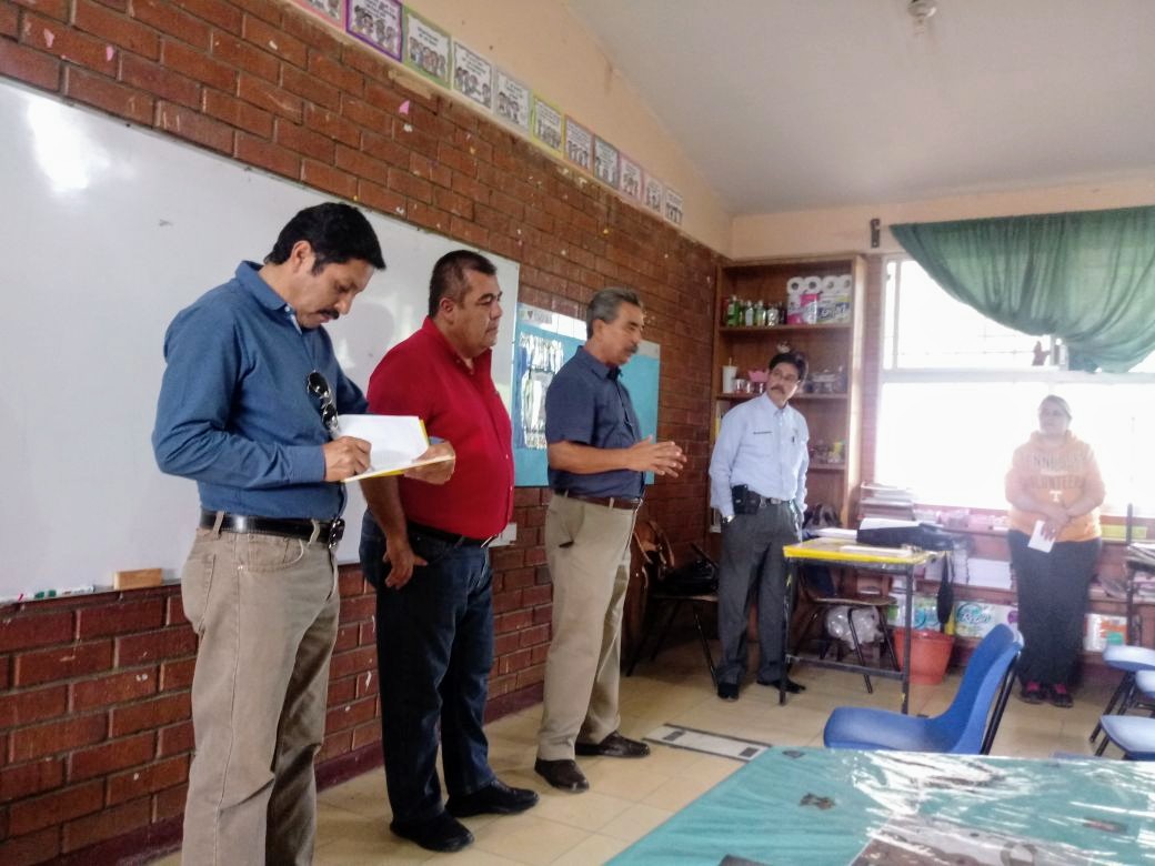 SEGE atiende a padres de familia de primaria en San Ángel Inn