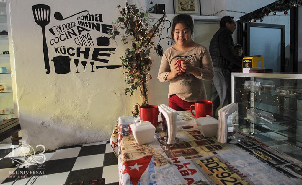 Café 21, una oportunidad para personas con síndrome de Down