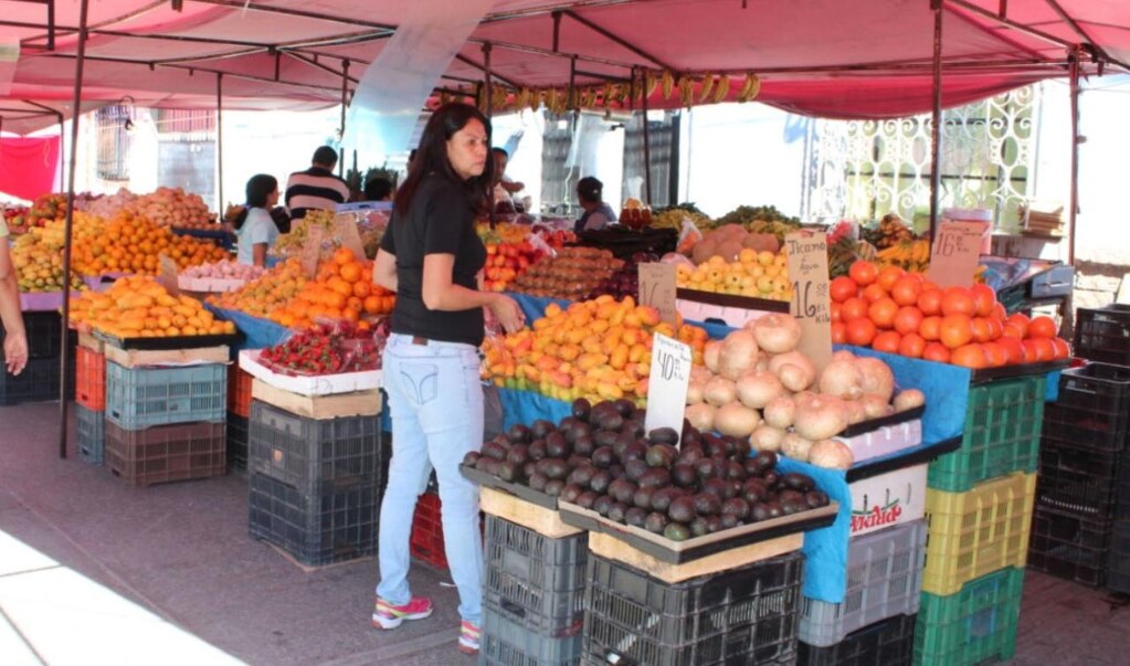 Ayuntamiento de la capital busca mantener “a raya” a tianguistas para evitar riesgos