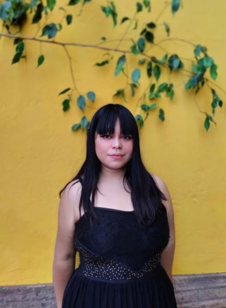 Montserrat Vega, la cantante urbana que se roba lágrimas y aplausos en la capital de SLP