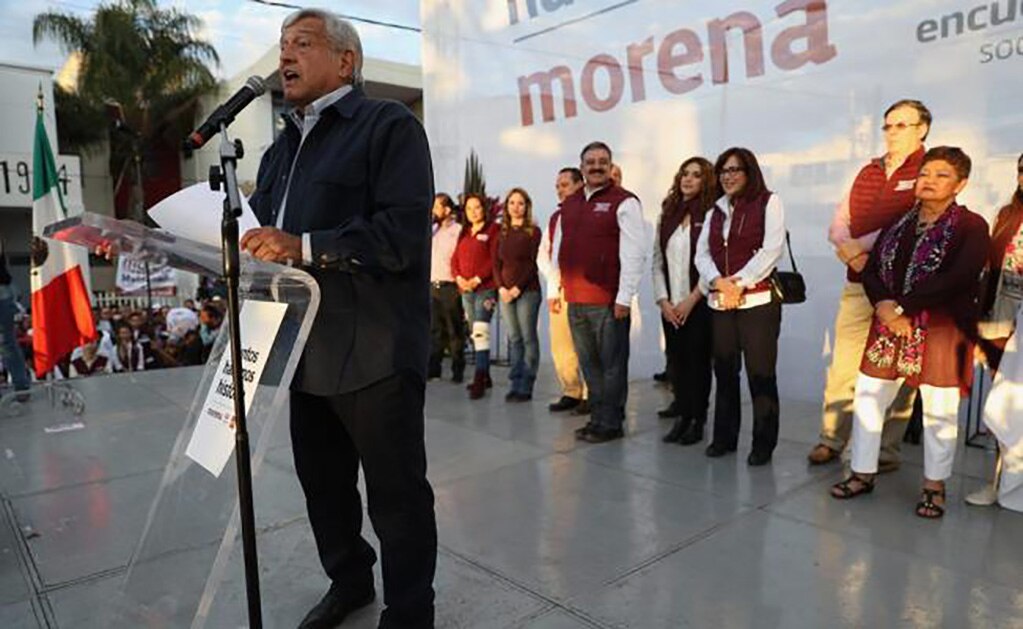 AMLO se reúne en privado con empresarios de Michoacán